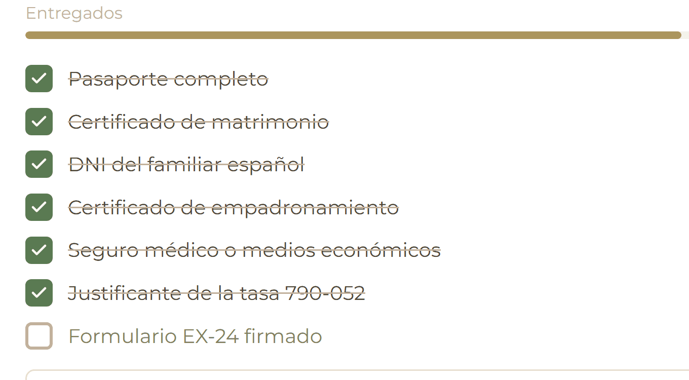 Checklist «Documentación a presentar» de un expediente: 6 de 7 entregados y falta el formulario EX-24 firmado. Datos ficticios.